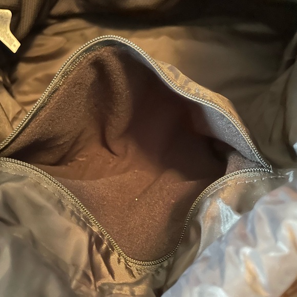 Under Armour puffer tote bag - Picture 6 of 7